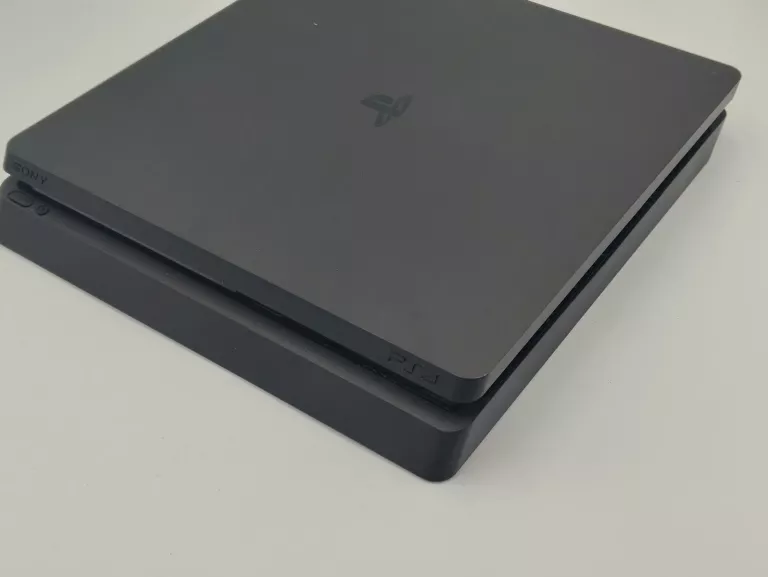 KONSOLA PS4 SLIM 1 TB PAD