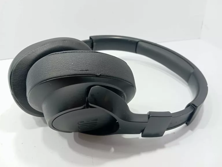 SŁUCHAWKI BEZPRZEWODOWE JBL 760NC