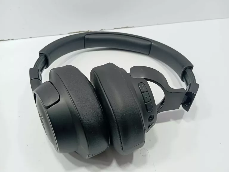 SŁUCHAWKI BEZPRZEWODOWE JBL 760NC