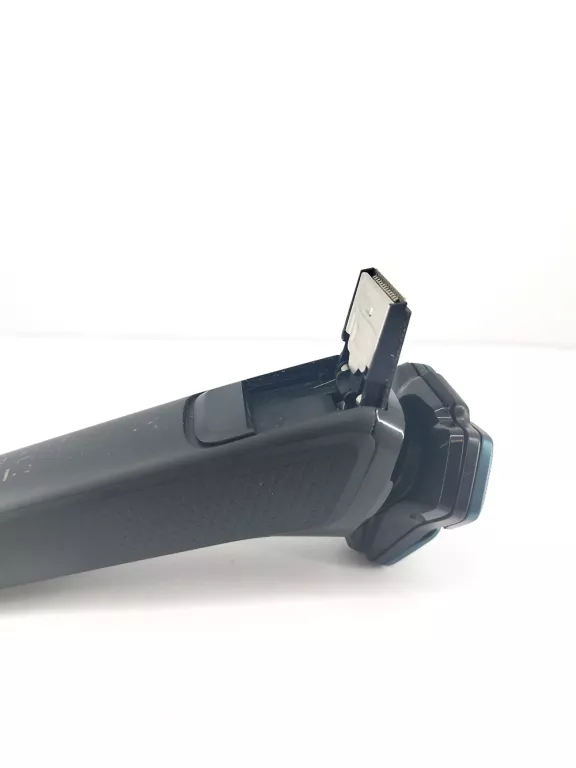 GOLARKA PHILIPS SHAVER SERIES 7000 (S7783)