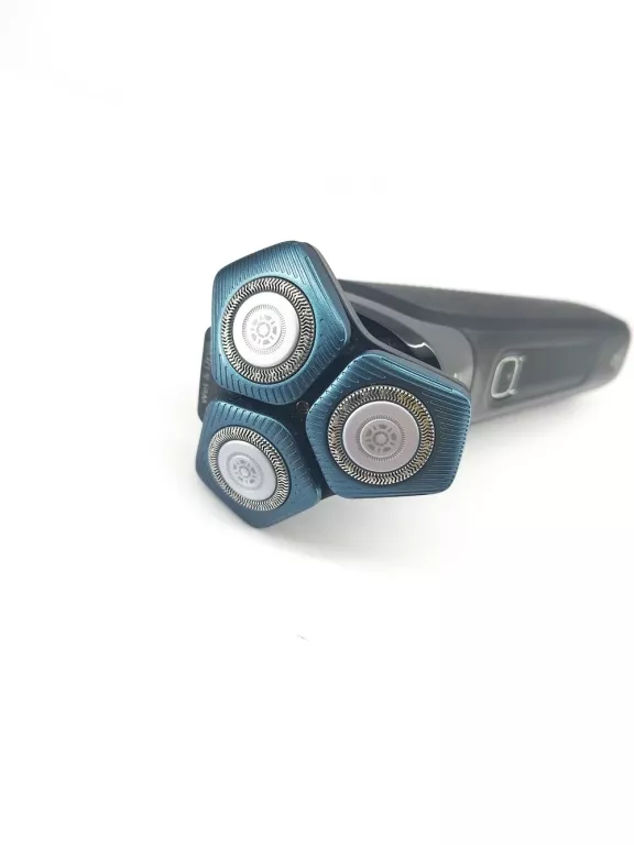 GOLARKA PHILIPS SHAVER SERIES 7000 (S7783)