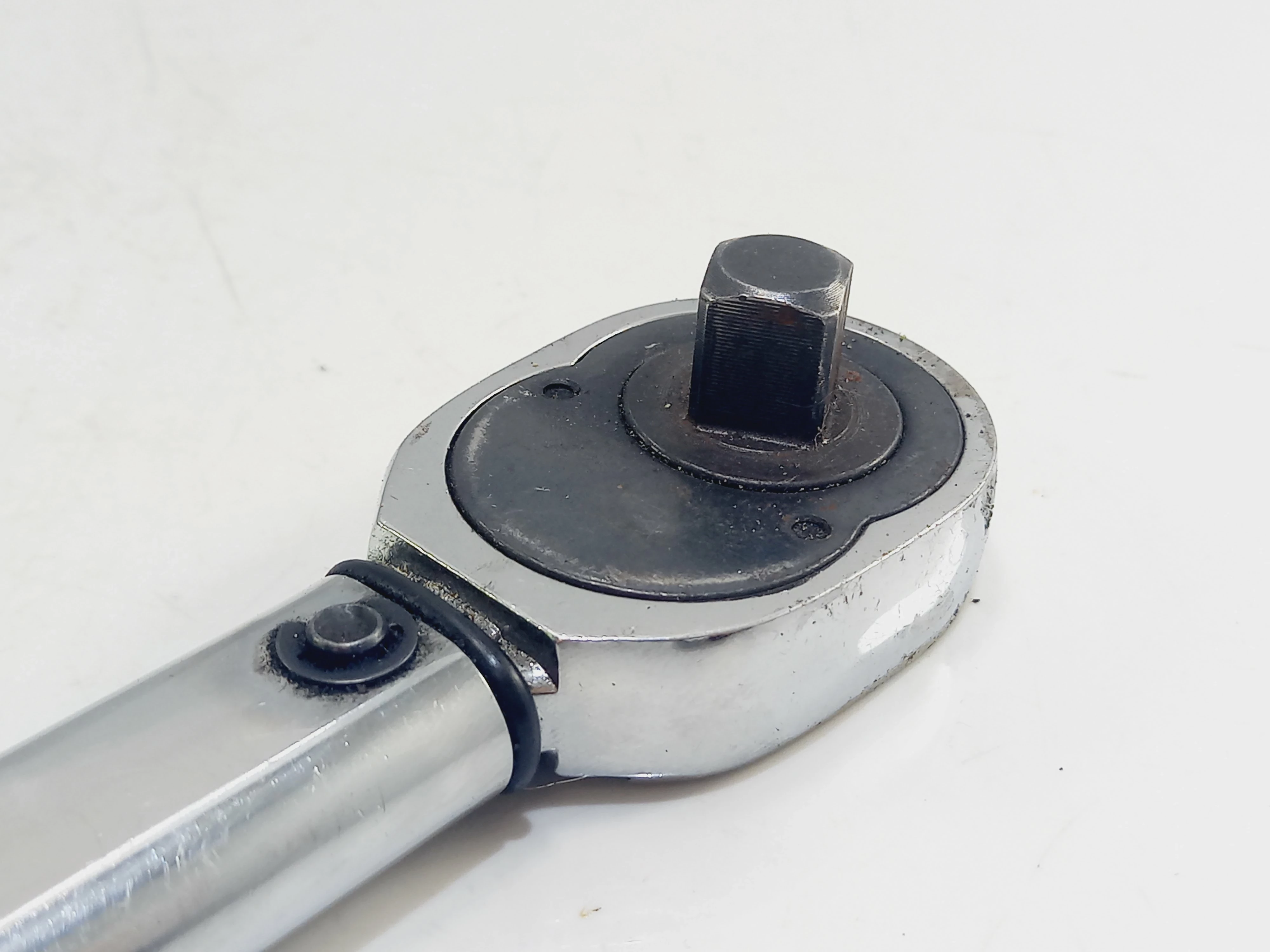 klucz-dynamometryczny-magnusson-12-kod-producenta-mt108