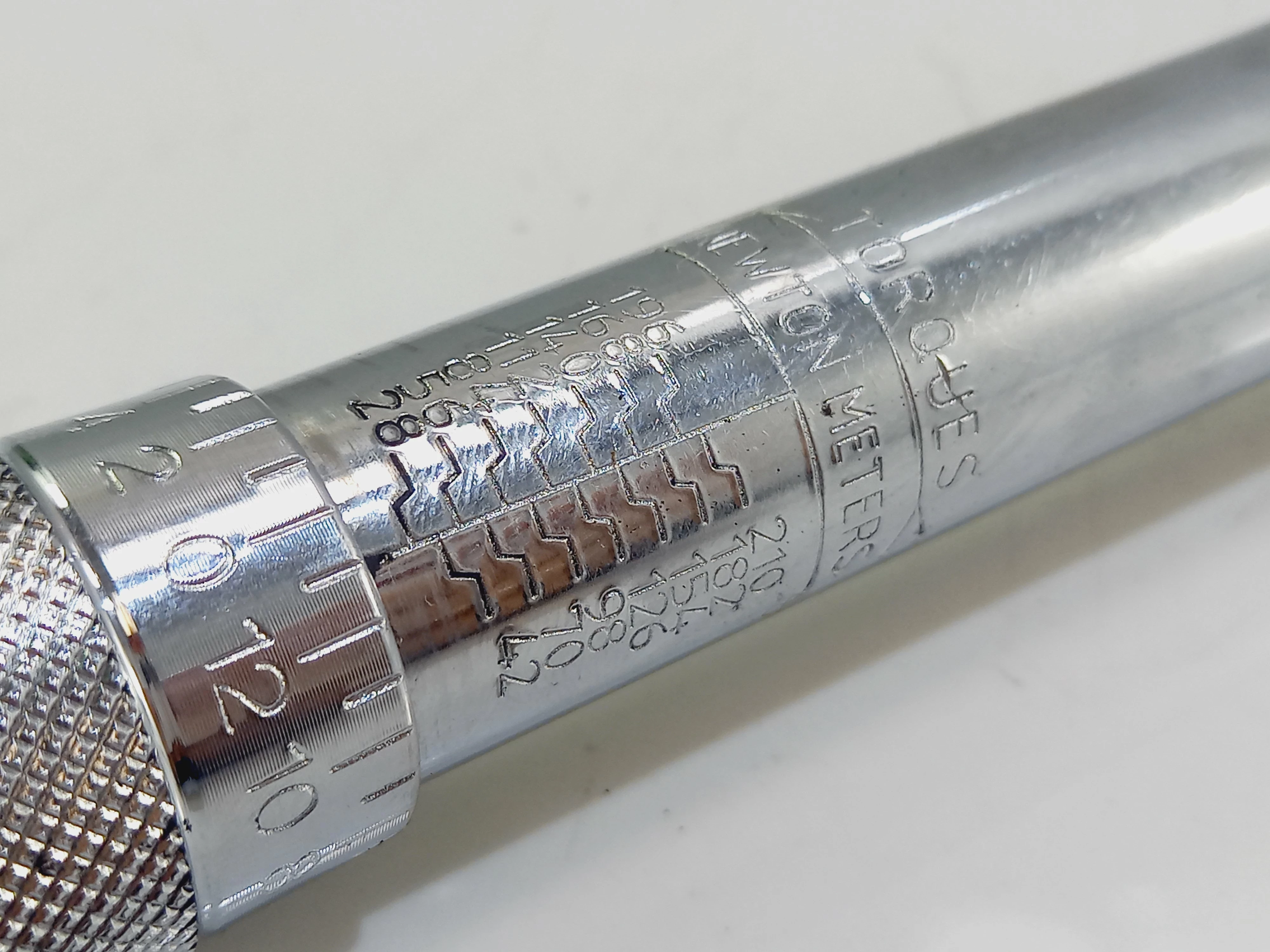 klucz-dynamometryczny-magnusson-12-ean-gtin-3663602813934