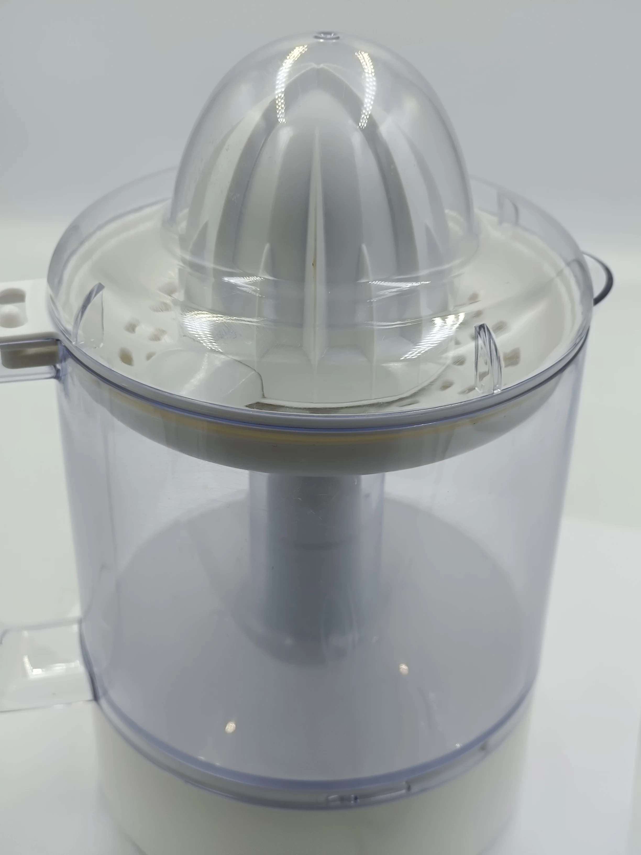 wyciskarka-do-sokow-switch-on-cp-b0101puedlko-stan-11323-2