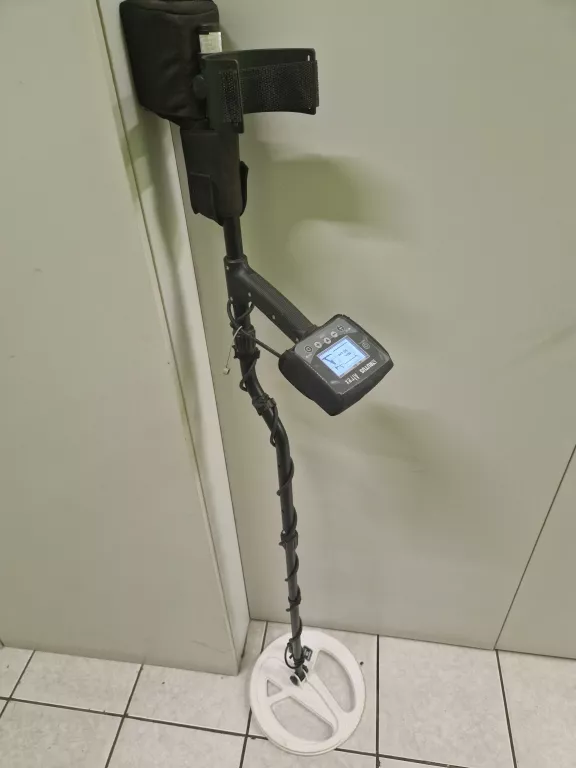 DETEKTOR / WYKRYWACZ METALI RUTUS ATREX 29DD BIAŁA CEWKA