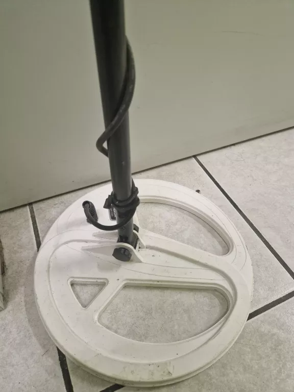 DETEKTOR / WYKRYWACZ METALI RUTUS ATREX 29DD BIAŁA CEWKA