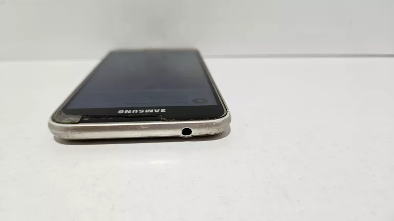 SMARTFON SAMSUNG GALAXY J3 1,5 GB / 8 GB