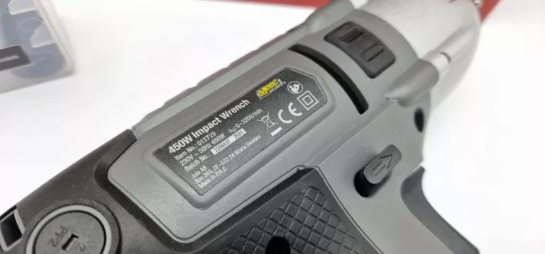 klucz-udarowy-meec-tools-013729-400nm-450w-maksymalny-moment-obrotowy-400