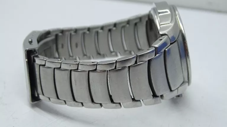 ZEGAREK CASIO EDIFICE EF-512D