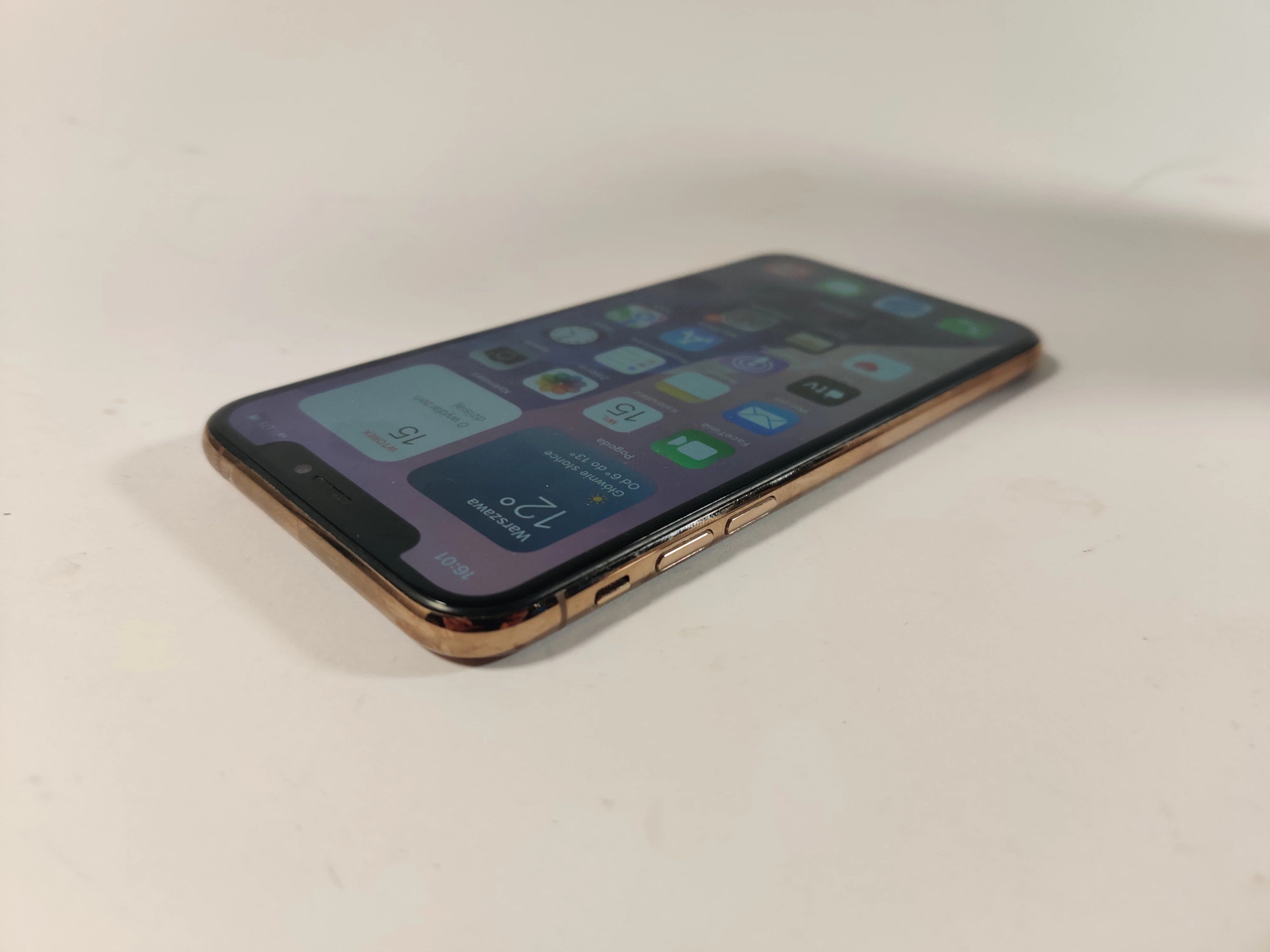 telefon-apple-iphone-xr-64gb-batserwis-pudelko-kolor-127448-2