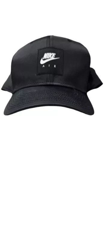 CZAPKA Z DASZKIEM NIKE DH2423-010