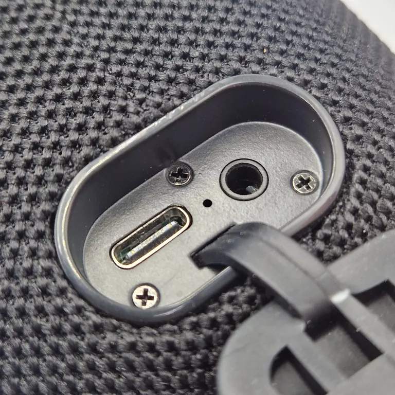 GŁOŚNIK BLUETOOTH PEAQ PPA305 CZARNY