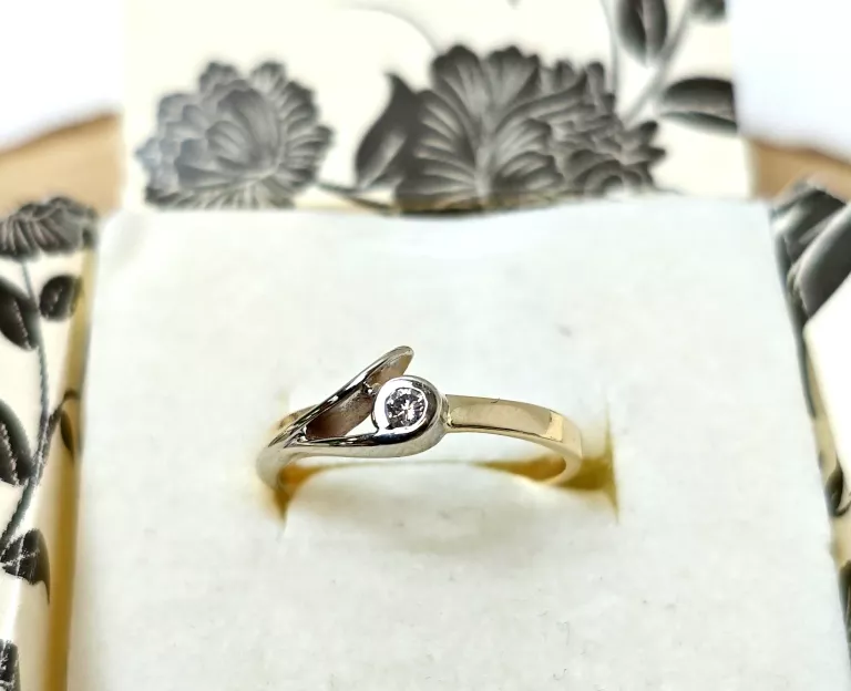 zloty-pierscionek-brylant-na-lapce-z-bialego-zlota-207gr-585-r13-3-maja-105-dabrowa-gornicza