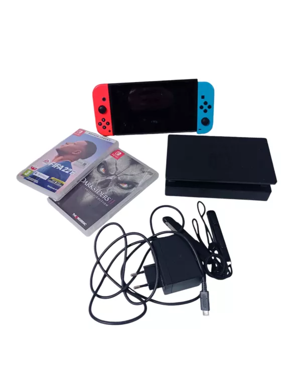 KONSOLA NINTENDO SWITCH WIELOKOLOROWY + AKCESORIA