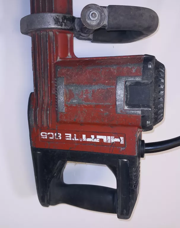 MŁOT UDAROWY WYBURZENIOWY HILTI TE 805