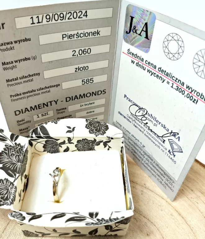 zloty-pierscionek-brylant-na-lapce-z-bialego-zlota-207gr-585-r13-ean-gtin-0090025921015