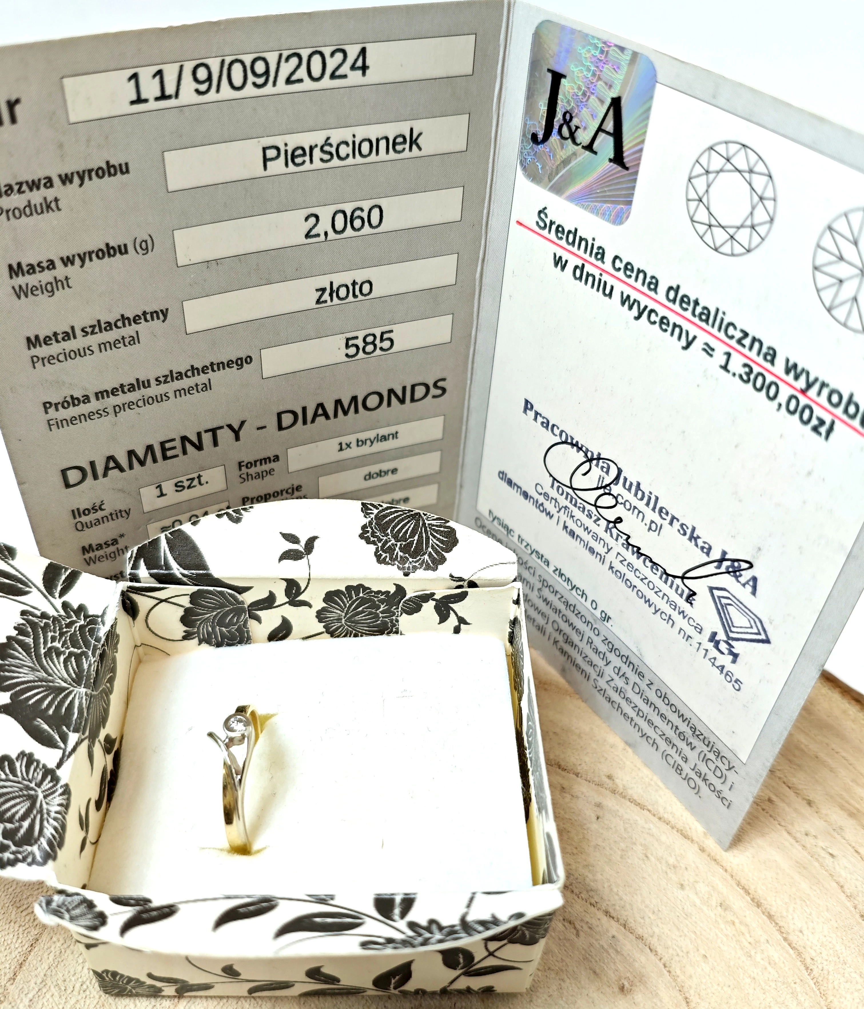 zloty-pierscionek-brylant-na-lapce-z-bialego-zlota-207gr-585-r13-ean-gtin-0090025921015