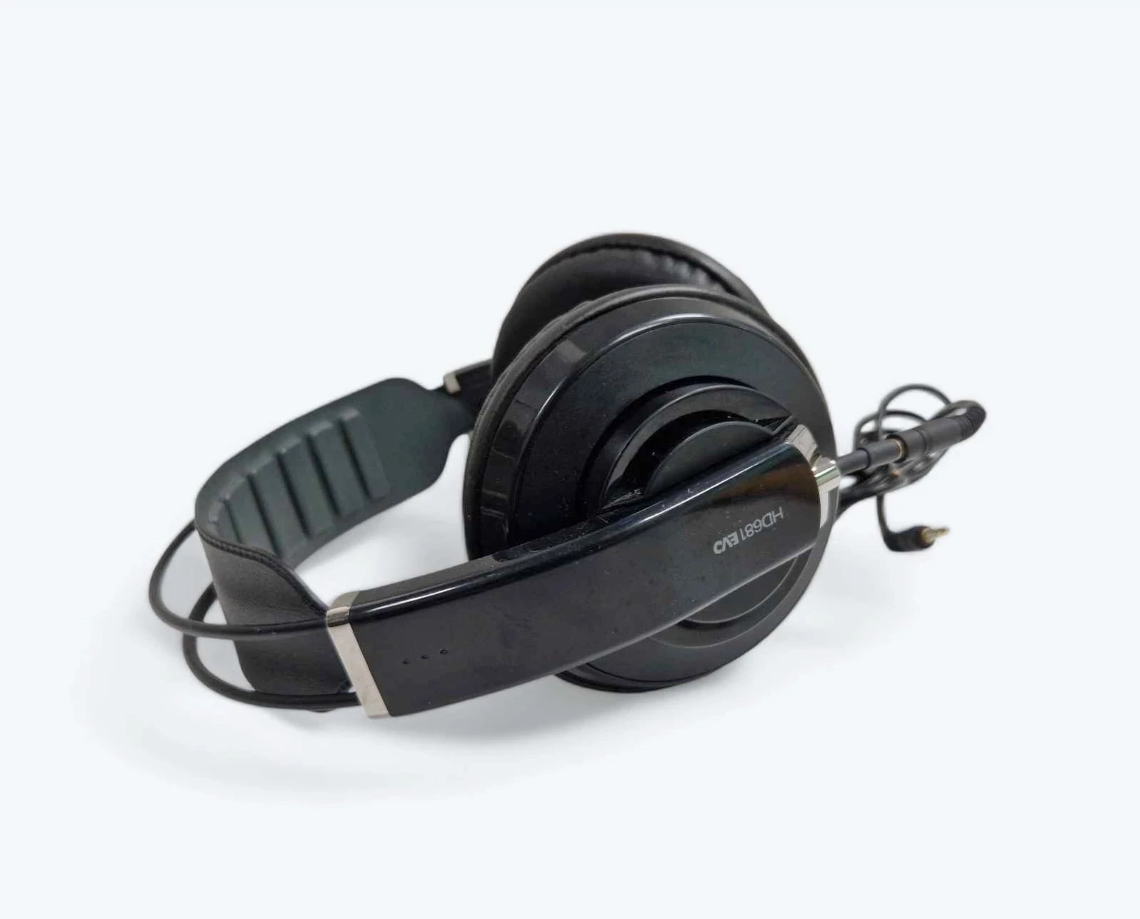 sluchawki-superlux-hd681-evo-stan-11323-2