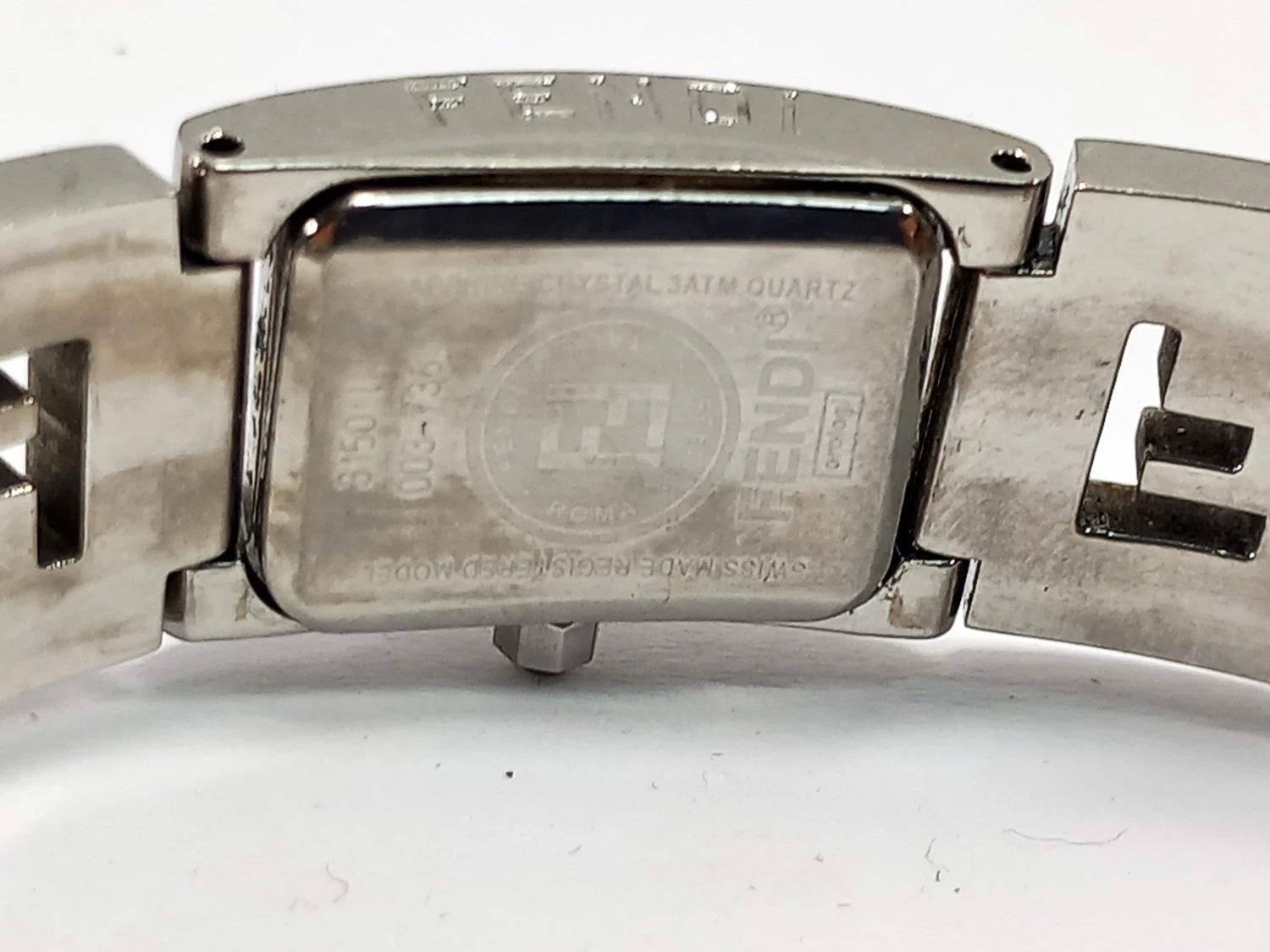 zegarek-damski-fendi-mechanizm-18738-1