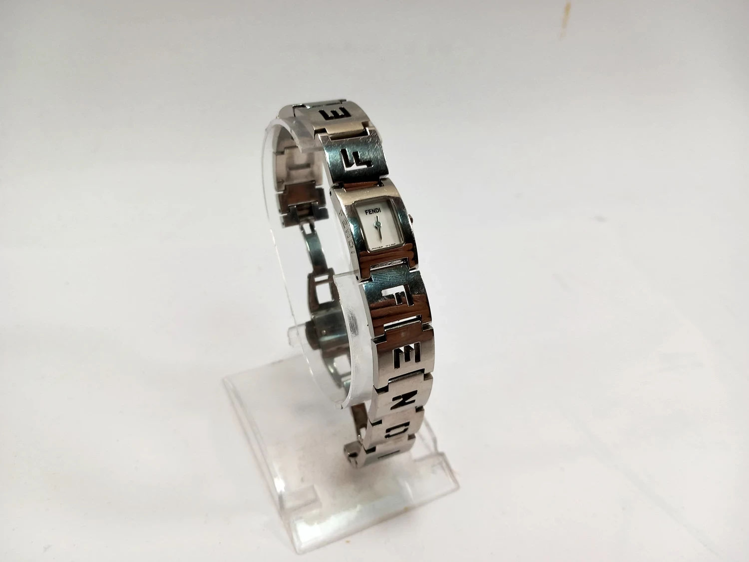 zegarek-damski-fendi-polska-319-szczytno