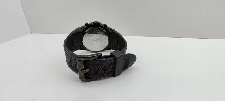 ZEGAREK V.FUCHS DESIGN IDAR-OBERSTEIN