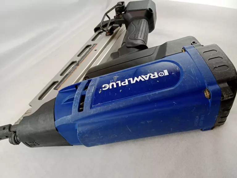 GWOŹDZIARKA GAZOWA RAWLPLUG WW90CH ZAKRES 51-90 MM 3X AKUMUALTOR