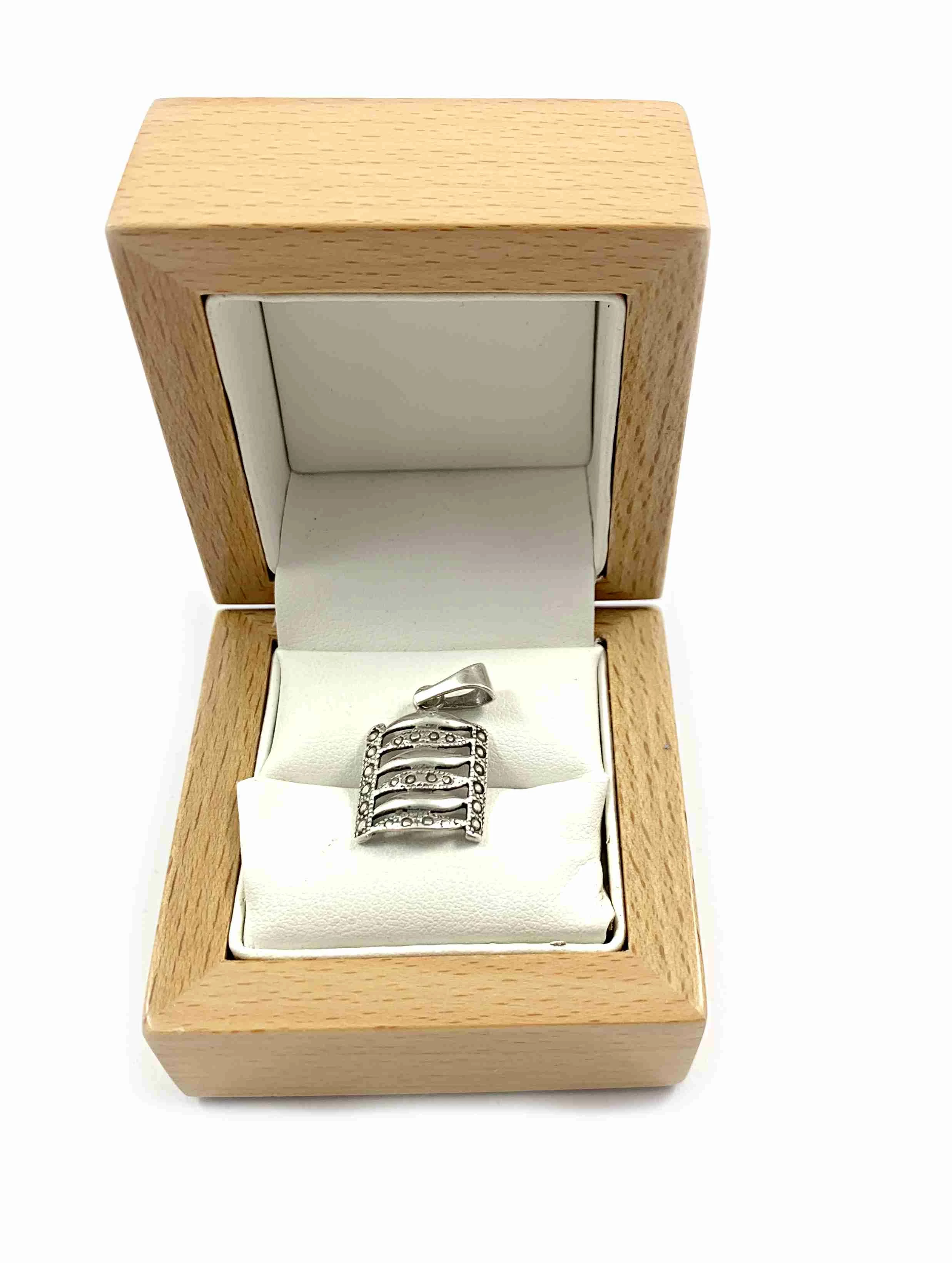 piekna-srebrna-zawieszka-p925-219g-ean-gtin-5904441330021