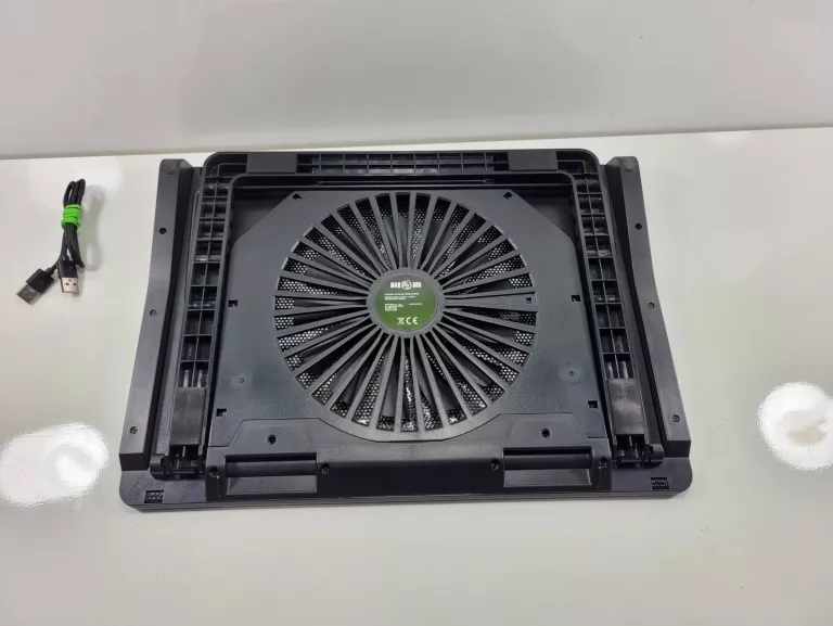 PODSTAWKA CHŁODZĄCA MAD DOG GCP600 RGB