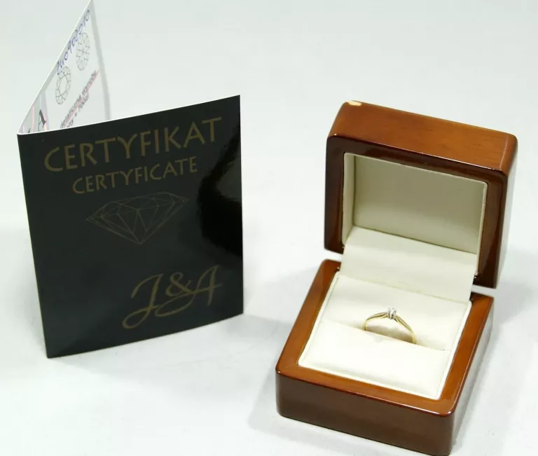 SUBTELNY ZARĘCZYNOWY ZŁOTY PIERŚCIONEK Z BRYLANTEM 14K