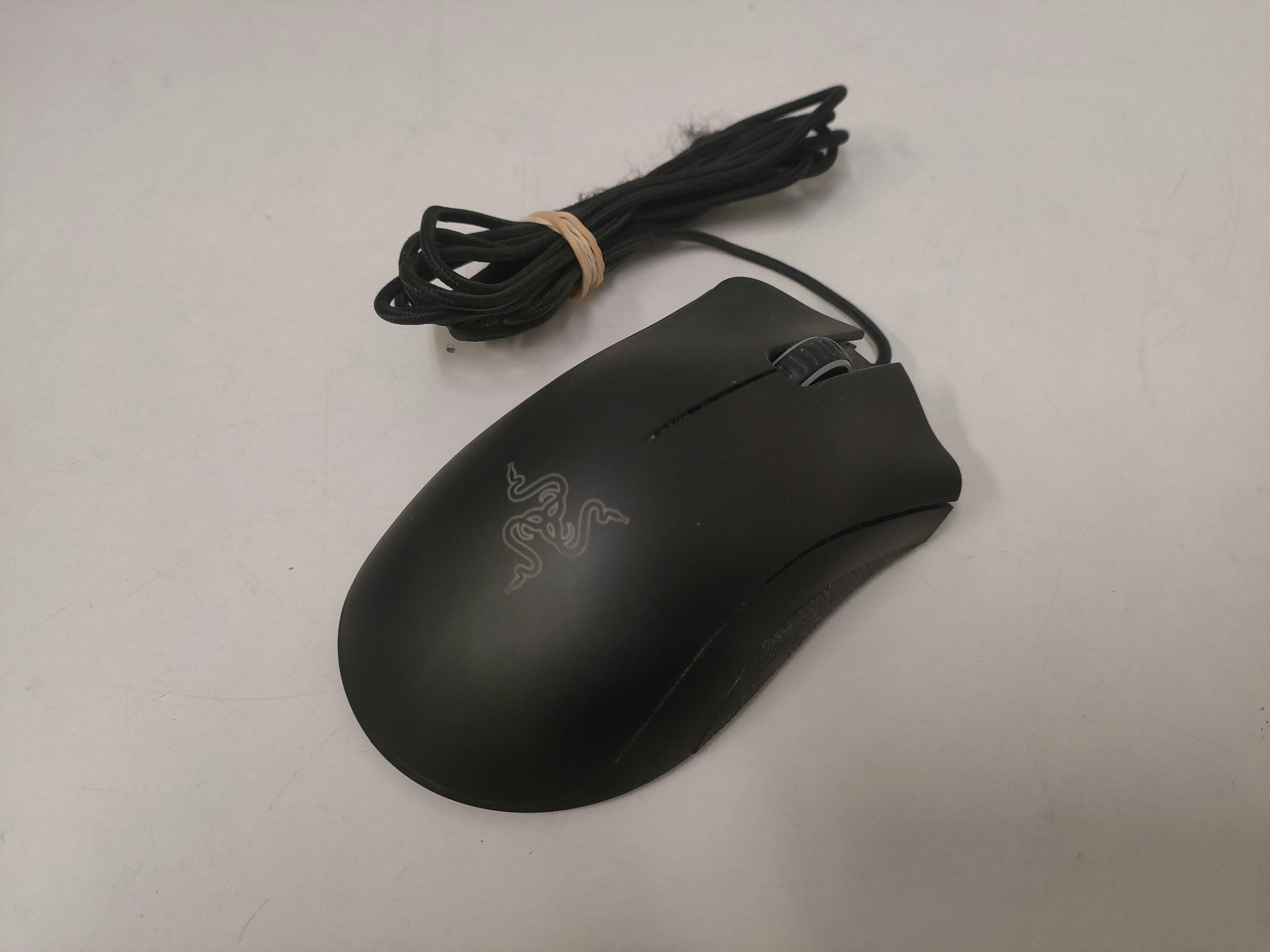 myszka-razer-deathadder-chroma-sensor-515-1