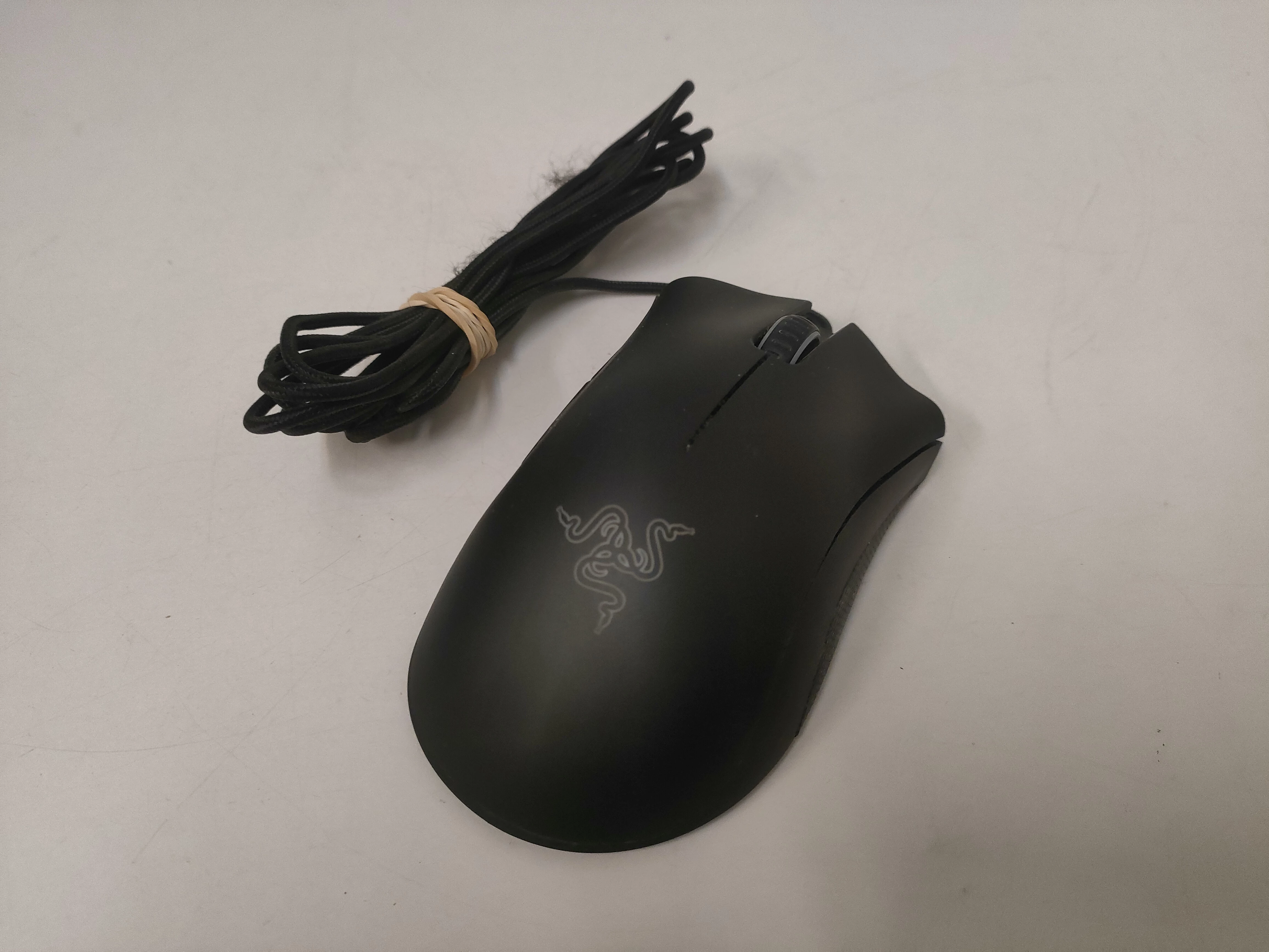myszka-razer-deathadder-chroma-stan-11323-2
