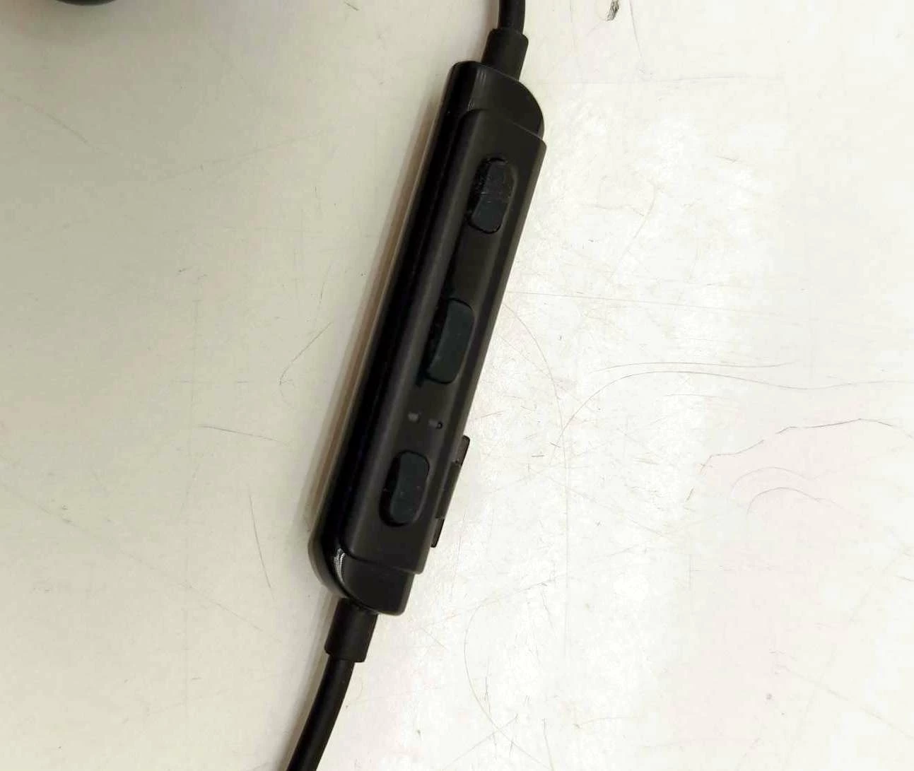 sluchawki-tomtom-4r0m-stan-11323-2