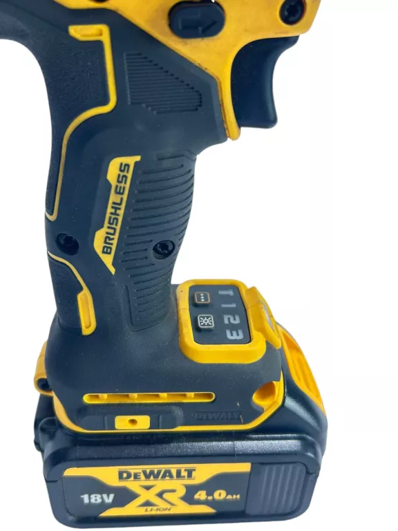 KLUCZ UDAROWY DEWALT DCF892 + AKU 4.0AH