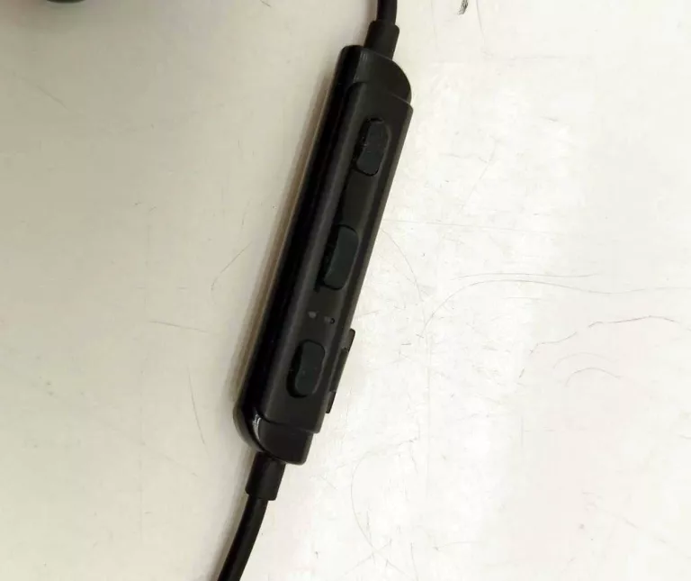 sluchawki-tomtom-4r0m-stan-11323-2