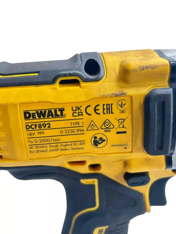KLUCZ UDAROWY DEWALT DCF892 + AKU 4.0AH
