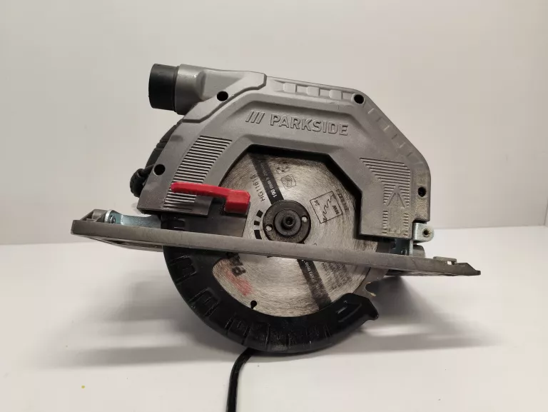 pila-tarczowa-parkside-1350w-ean-gtin-4055334952712