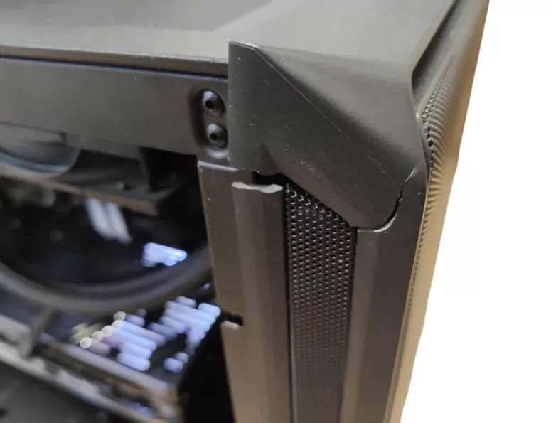 KOMPUTER PC RYZEN 9 7950X3D 32GB/2TB SSD RTX4090 GAME ROCK 24GB W11