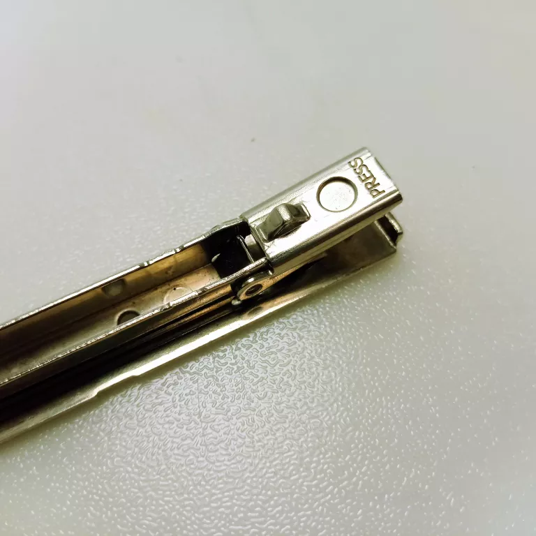 RAPID R23 E TAKER ZSZYWACZ RĘCZNY NA ZSZYWKI 4-8MM