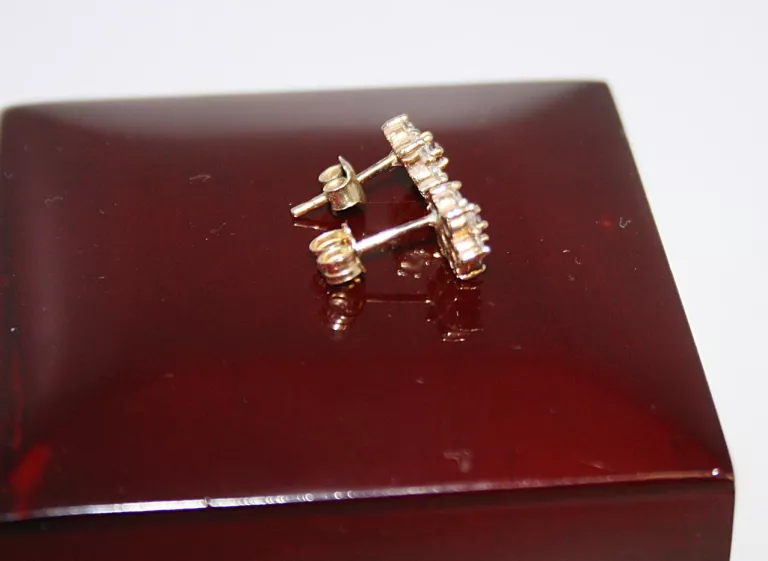 urocze-zlote-kolczyki-z-oczkami-265g-14k-rodzaj-2205-2