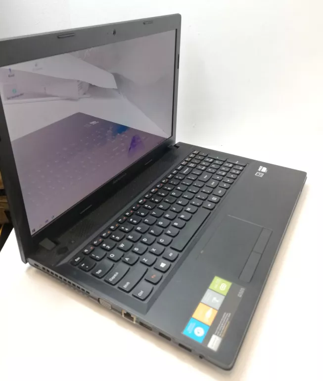 LAPTOP LENOVO G505S 15,6 "/ SSD/1TB/8GB/WIN 10PRO/AMD E1-2100 APU/