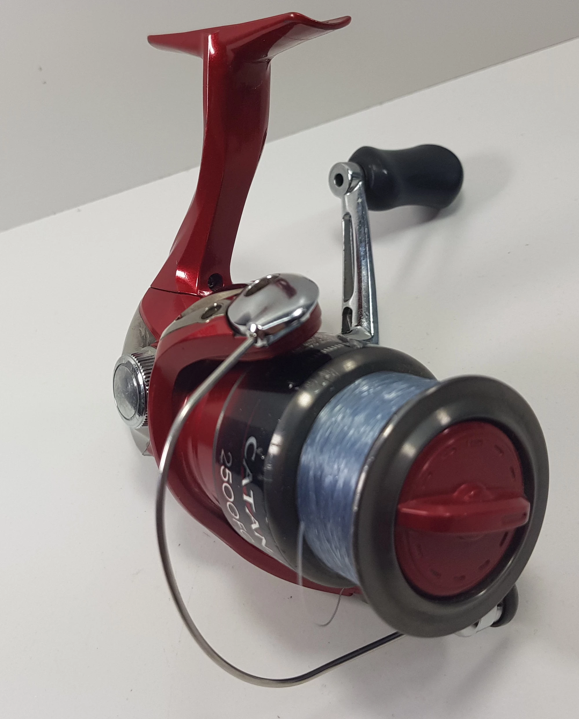 kolowrotek-shimano-catana-2500fc-marka-228377-328717