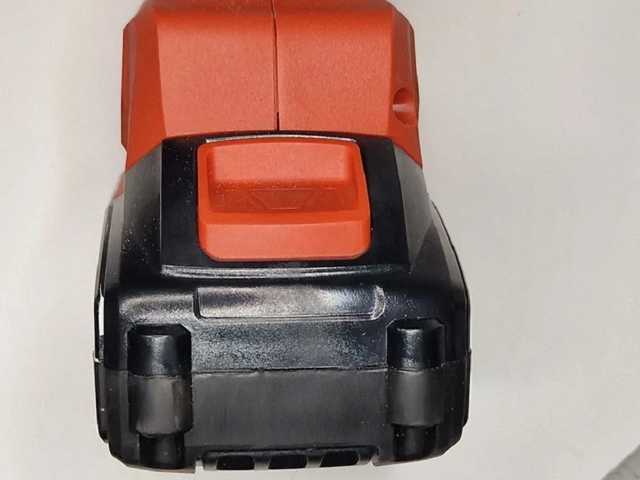 yato-yt-82925-polerka-samochodowa-moc-000