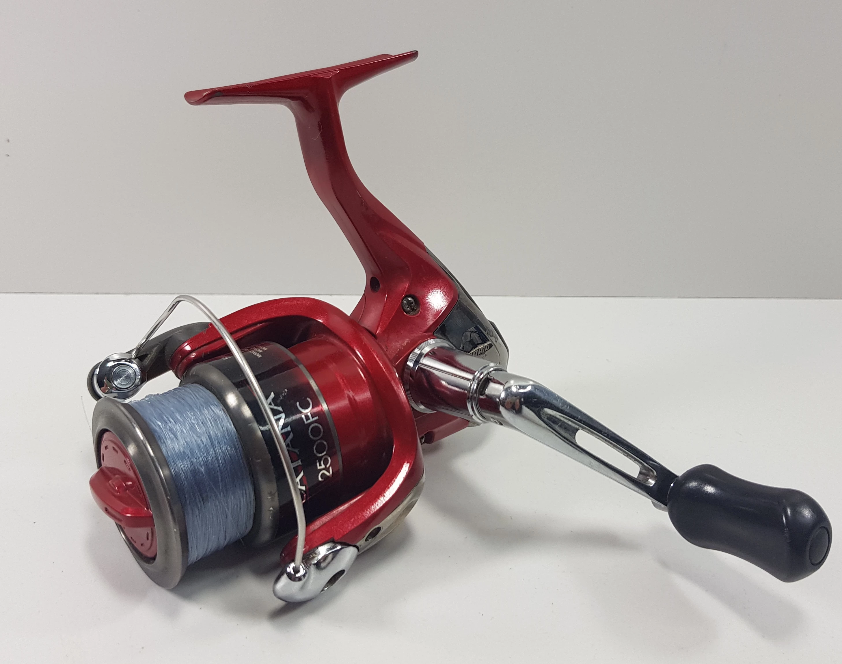 kolowrotek-shimano-catana-2500fc-ak-11-elk