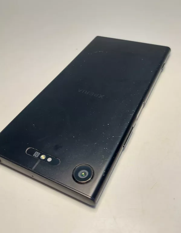 TELEFON SONY XPERIA XZ1 4/64GB PUDEŁKO ŁADOWARKA ETUI