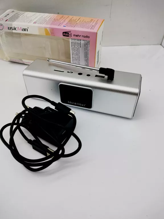 MAŁE RADIO PRZENOŚNE MUSICMAN BT-X29