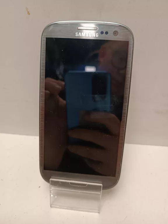 TELEFON SAMSUNG GALAXY S III GT-9300 PĘKNIĘTY