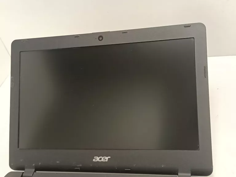 LAPTOP 11,6" ACER ES1-131 (120GB SSD/4GB/ PENTIUM N3700/ WIND. 10)