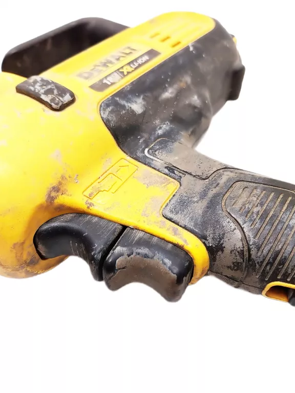 PISTOLET DO SILIKONU DEWALT DCE 580