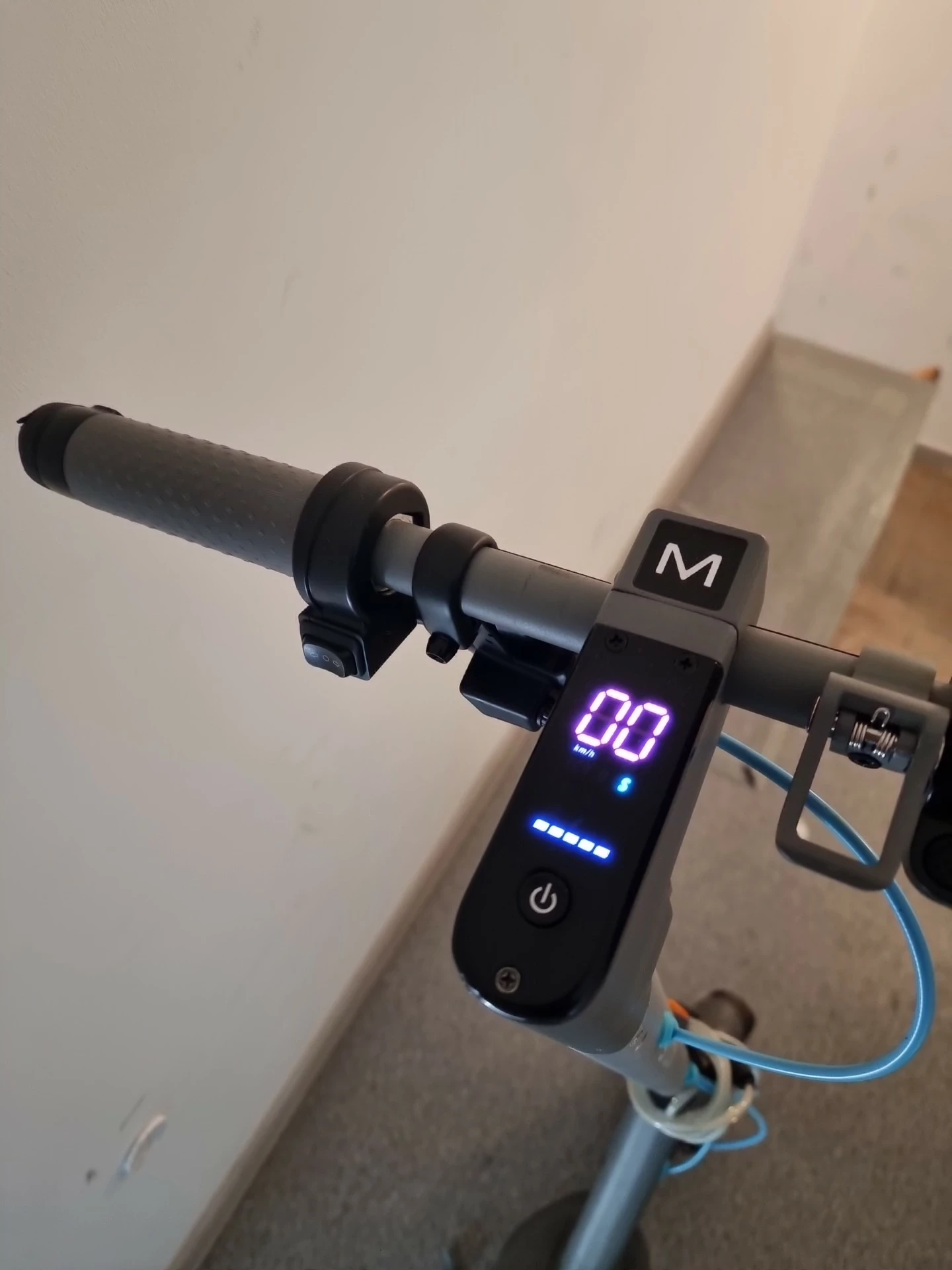 hulajnoga-motus-scooty-10-gen-5-waga-1780