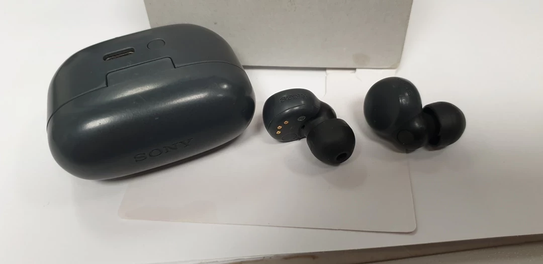 sluchawki-bt-sony-linkbuds-spudelko-typ-228065-326781